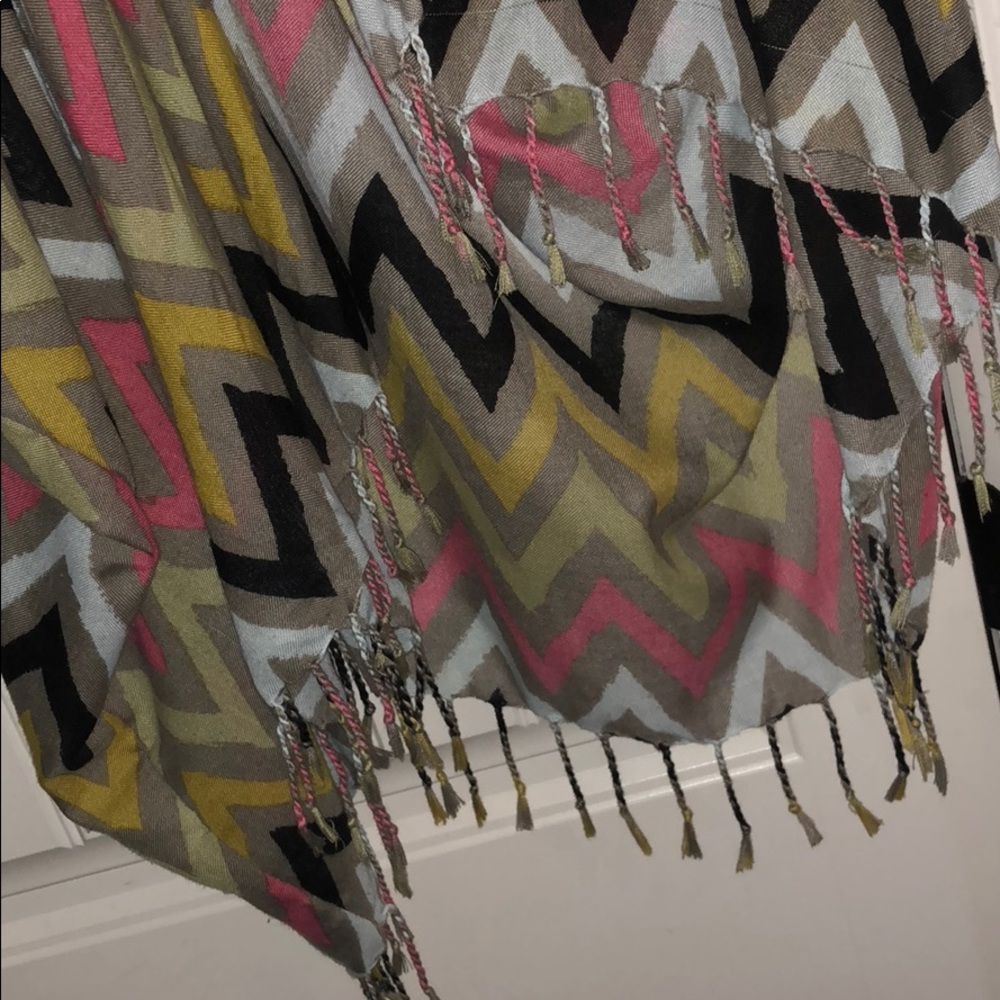 Bcbgeneration Wrap With Sleeves - image 5